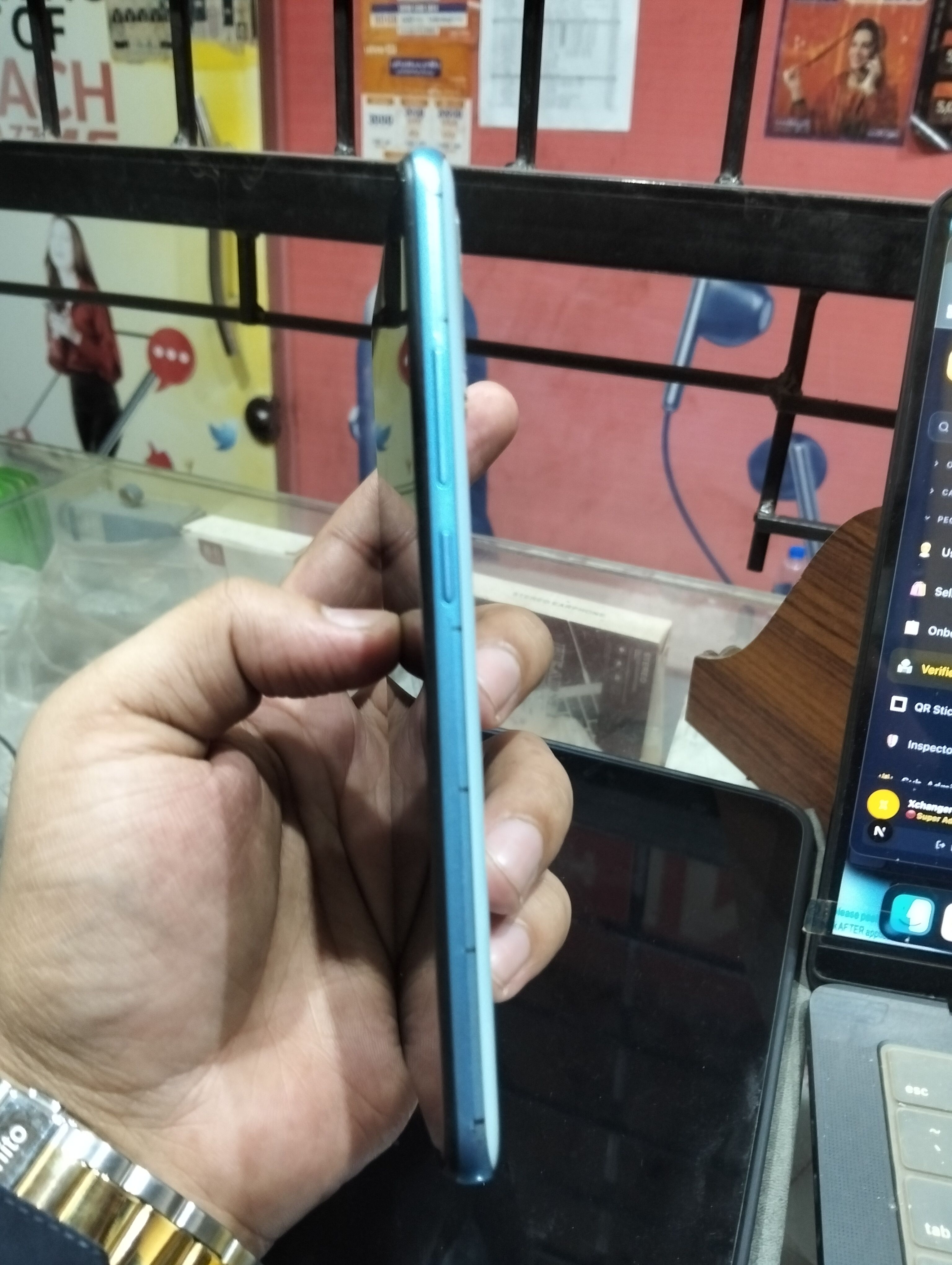 Vivo Y30 · 4GB / 128GB - photo 2