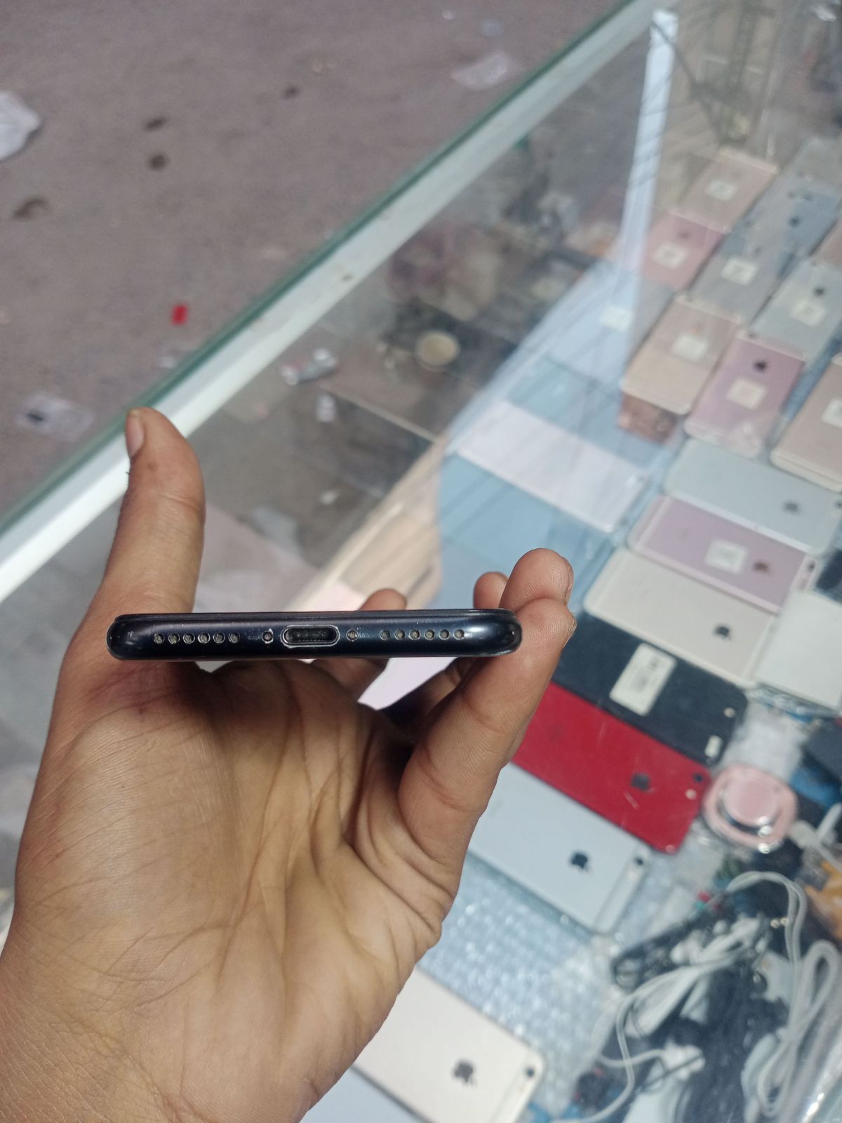 iPhone SE (2022) · 64GB - photo 5
