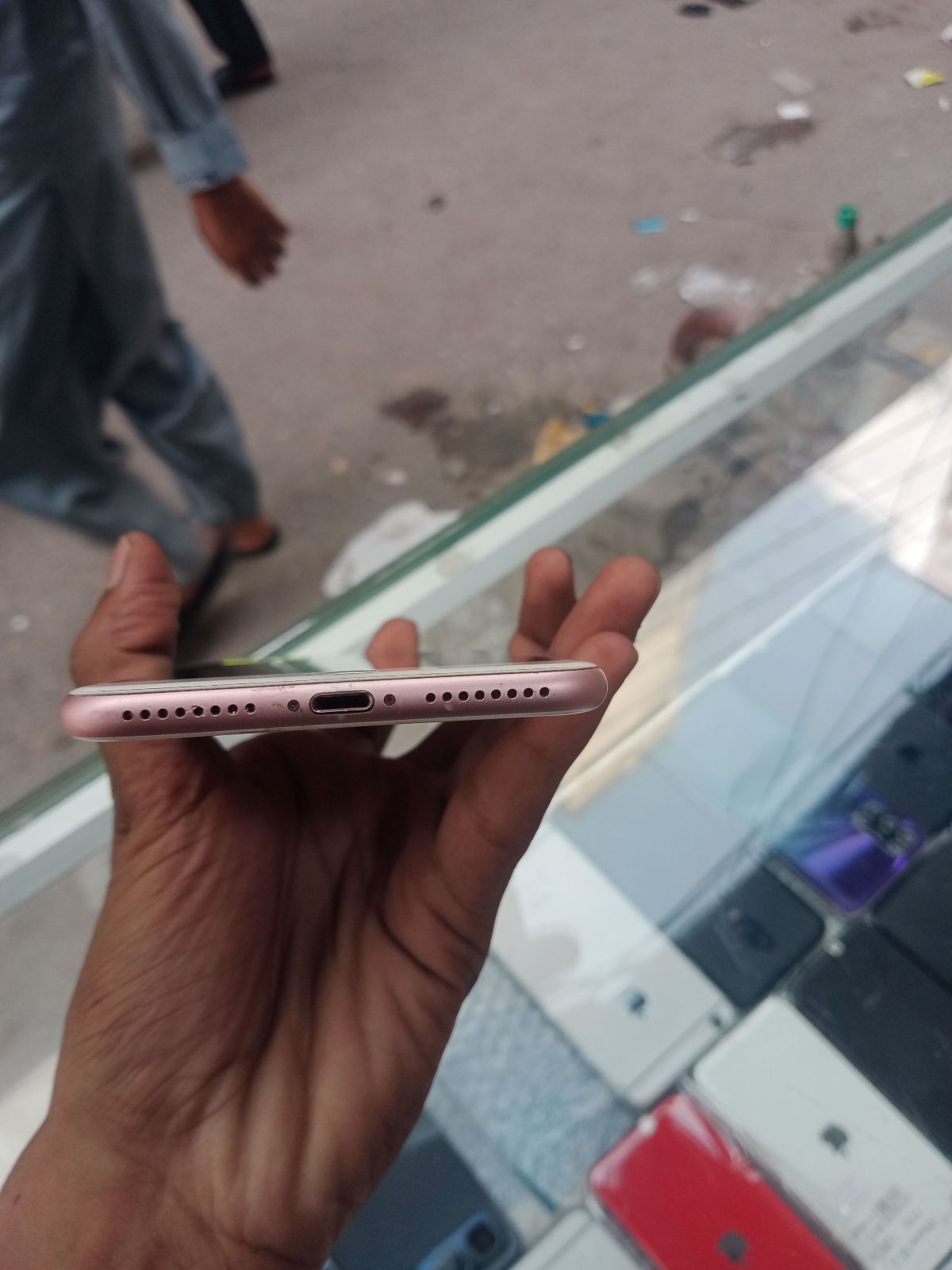 iPhone 7 Plus · 256GB - photo 3