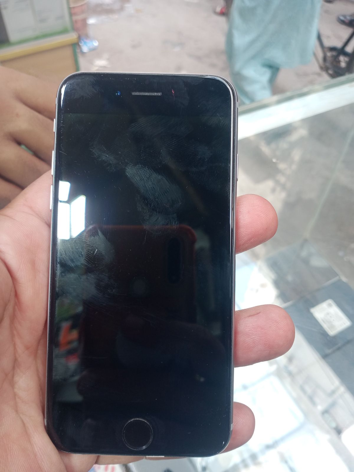 iPhone 6s · 32GB - photo 2