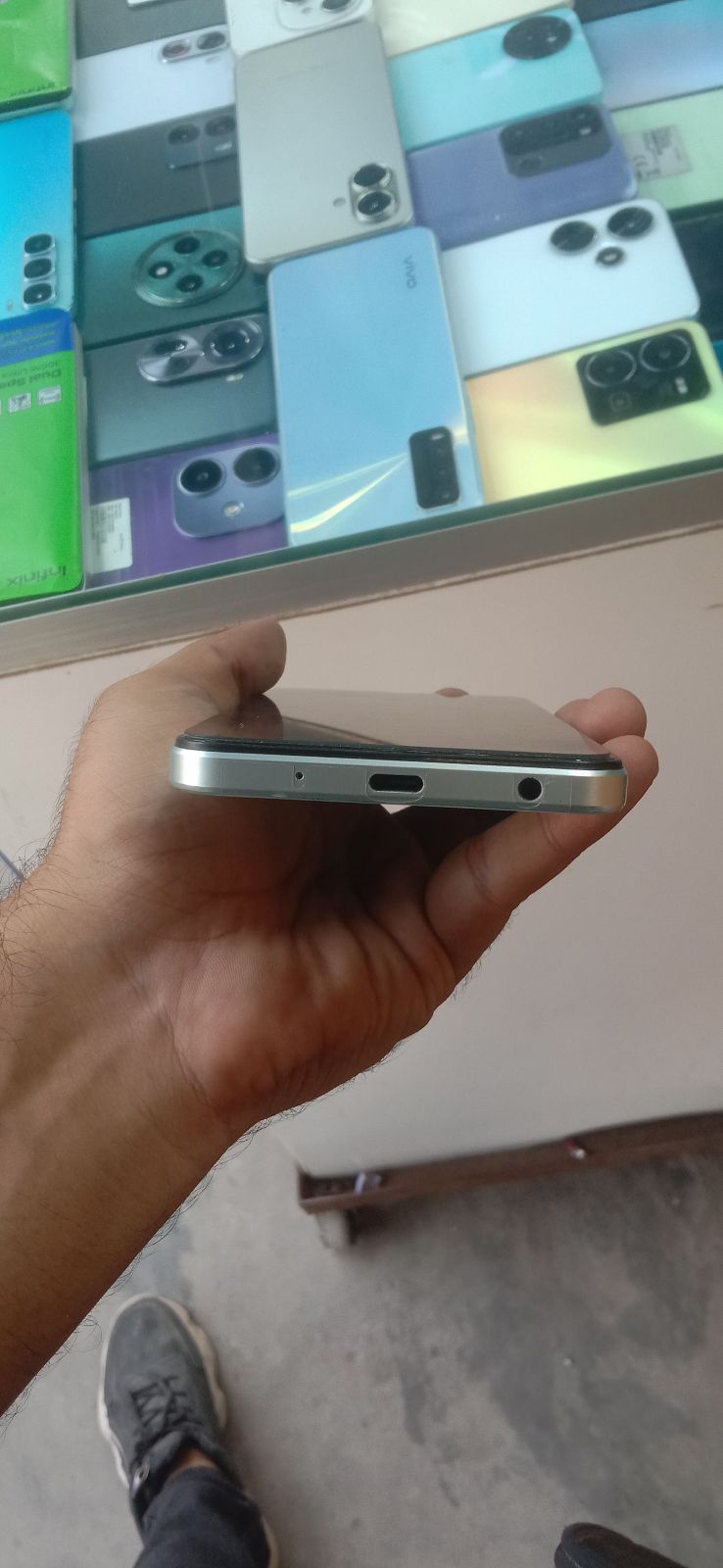 Vivo Y18 · 4GB / 128GB - photo 5