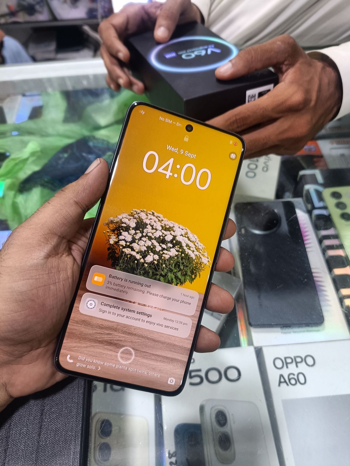 Vivo V60 · 12GB / 512GB - photo 2