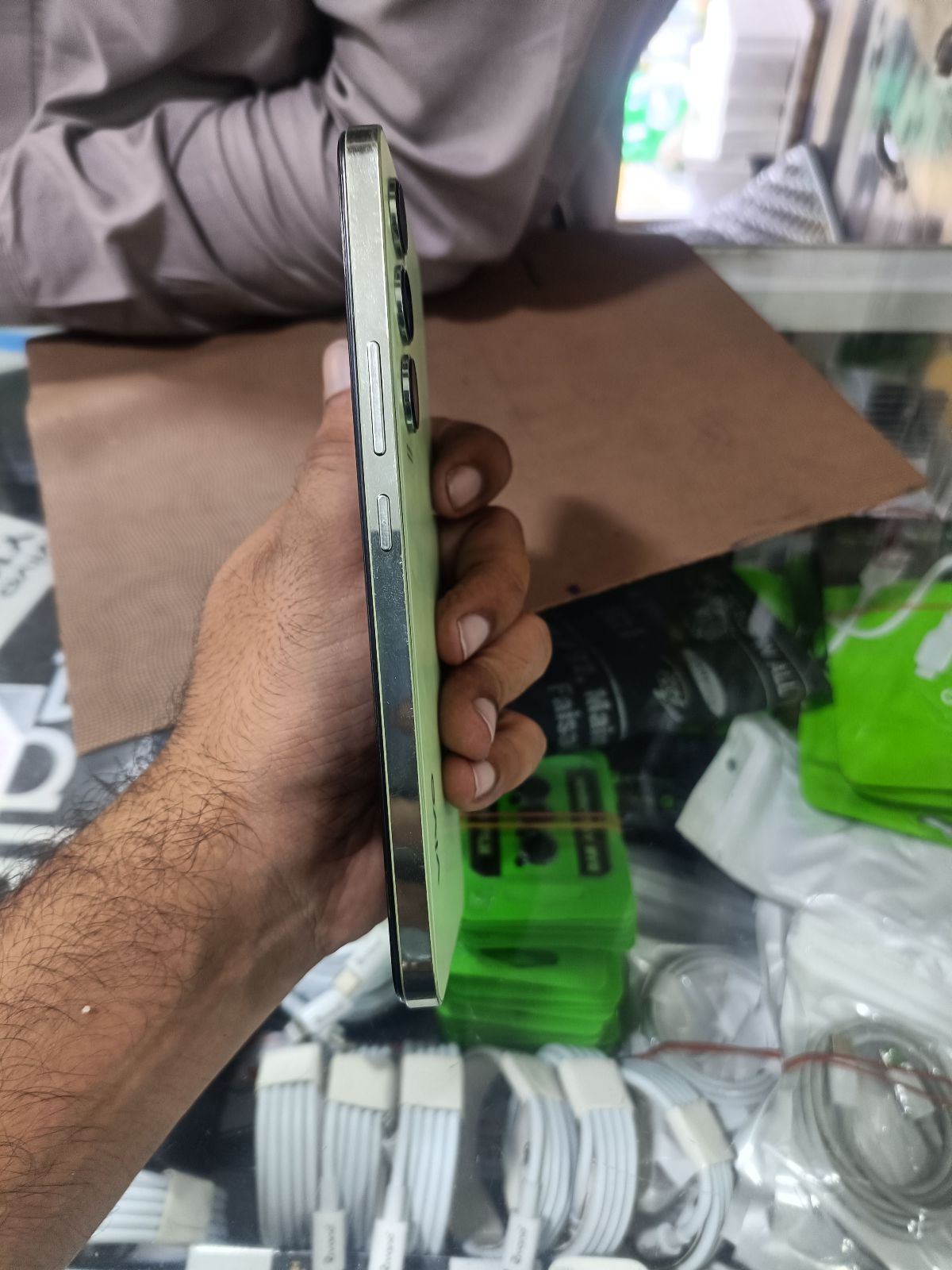 Vivo Y100 · 8GB / 128GB - photo 4