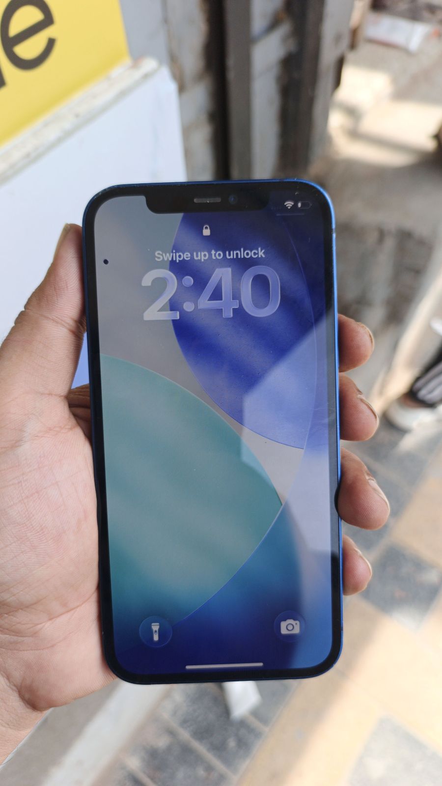 iPhone 12 · 128GB - photo 2