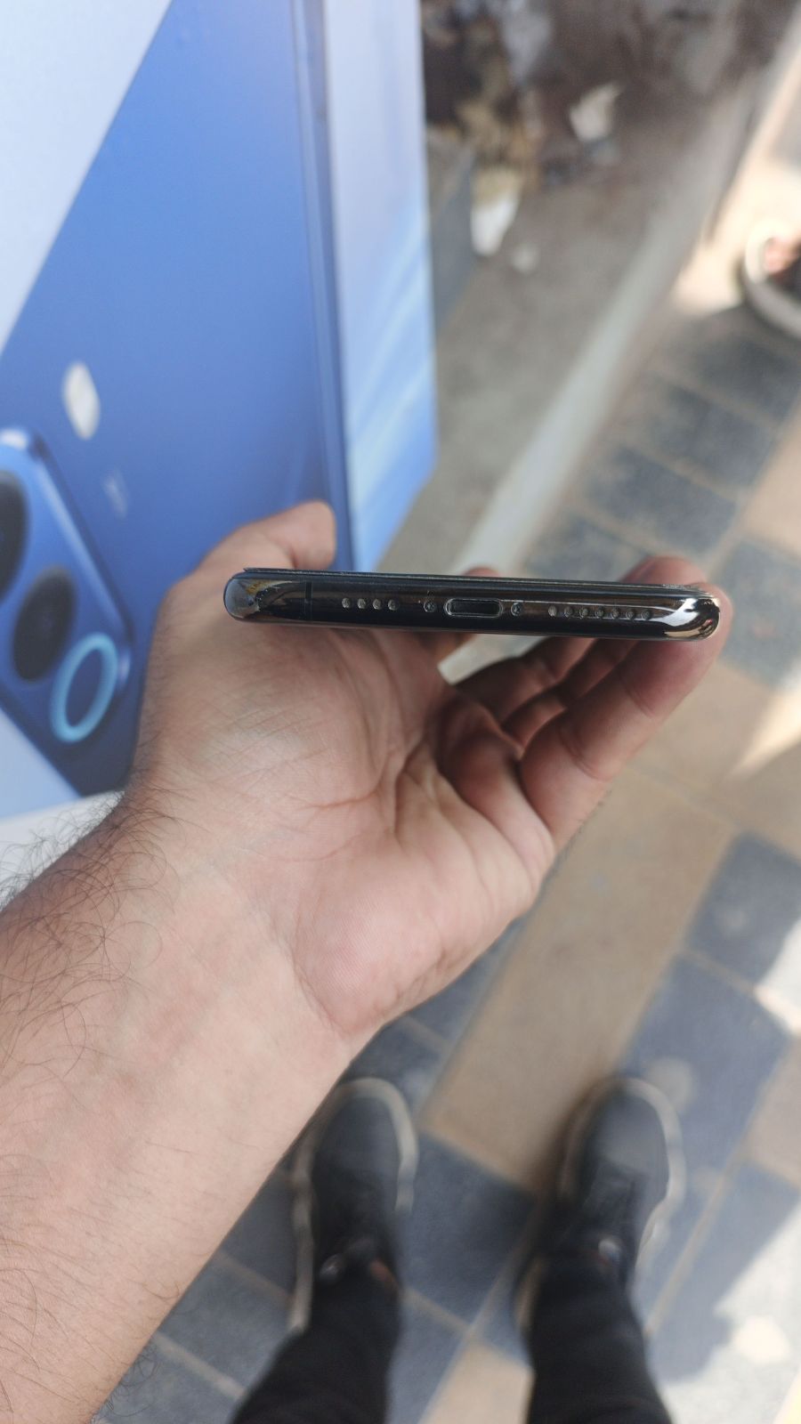iPhone XS Max · 256GB - photo 5