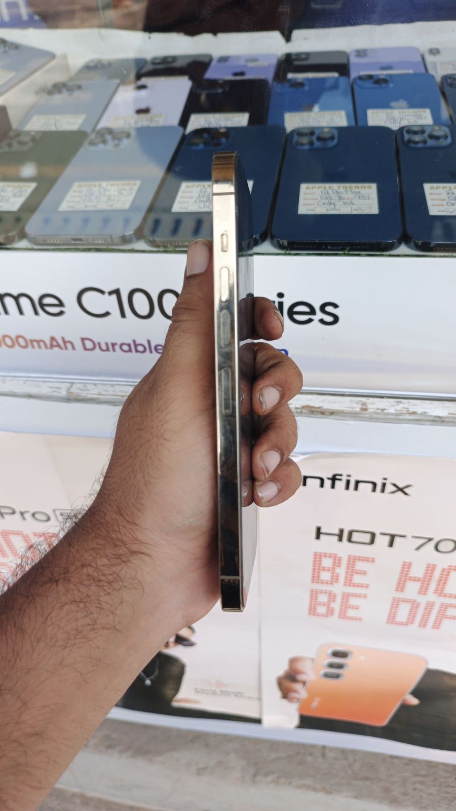iPhone 13 Pro Max · 256GB - photo 3