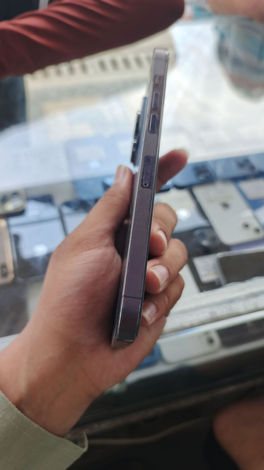 iPhone 14 Pro Max · 256GB - photo 4