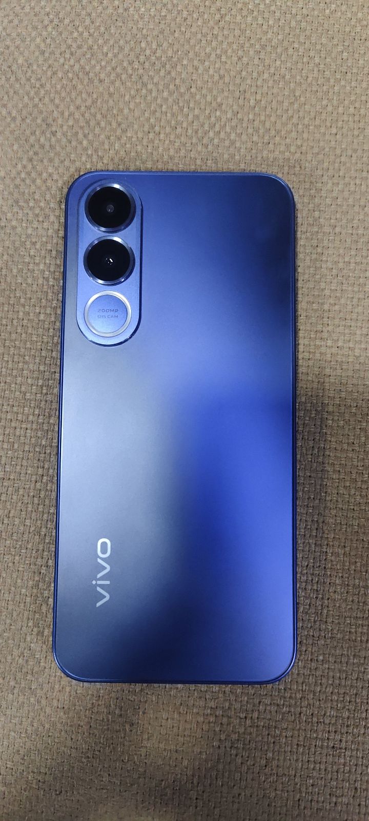 Vivo V70 FE · 8GB / 256GB - photo 1