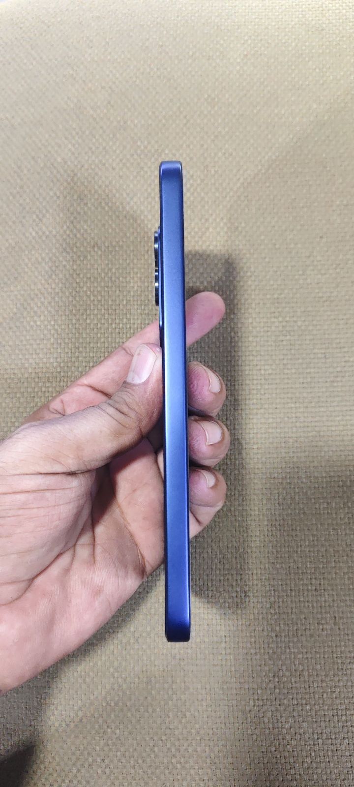 Vivo V70 FE · 8GB / 256GB - photo 4
