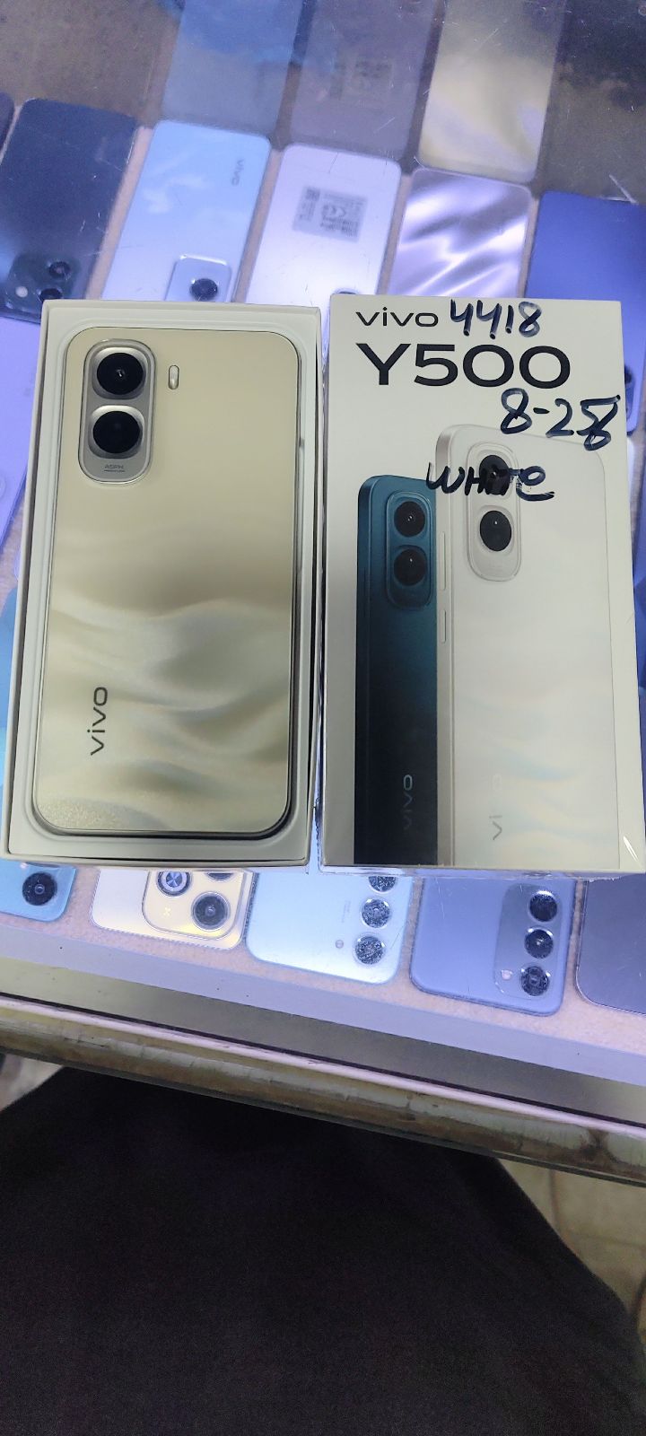 Vivo Y500 · 8GB / 256GB - photo 2