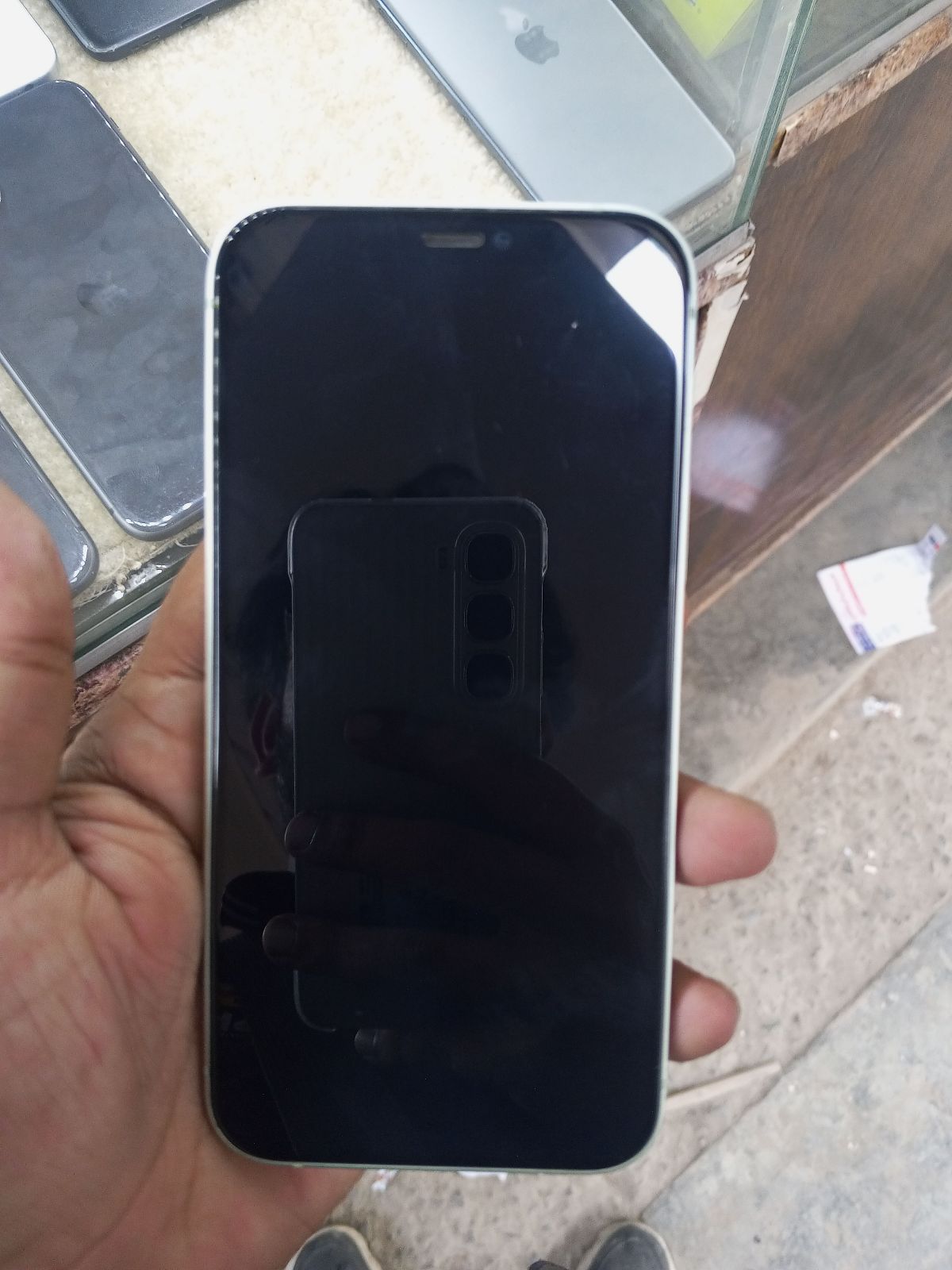 iPhone 12 · 128GB - photo 2