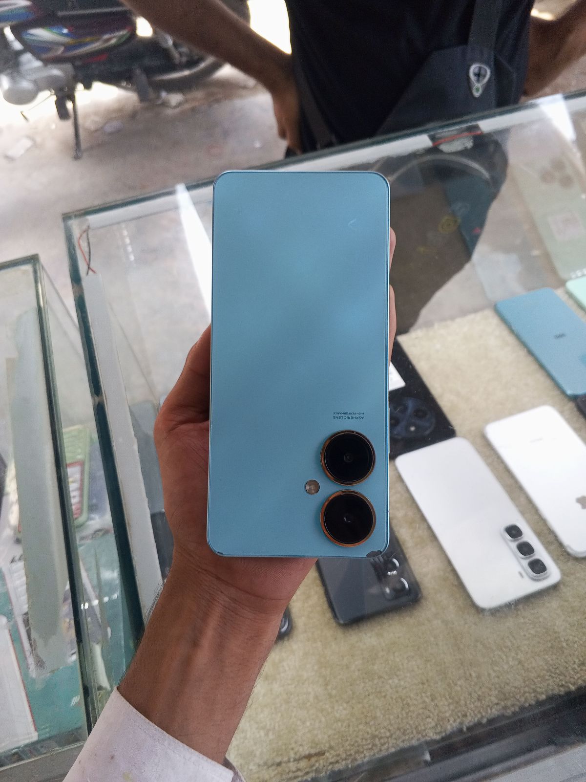 Vivo Y27 · 6GB / 128GB - photo 2