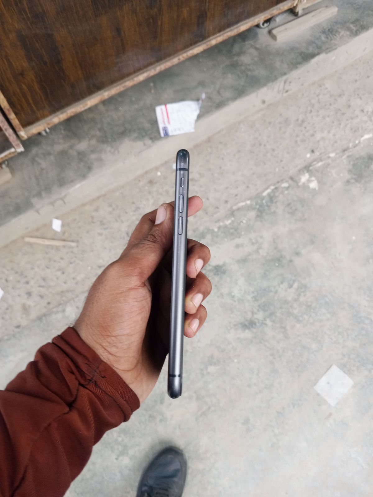 iPhone 11 · 64GB - photo 5