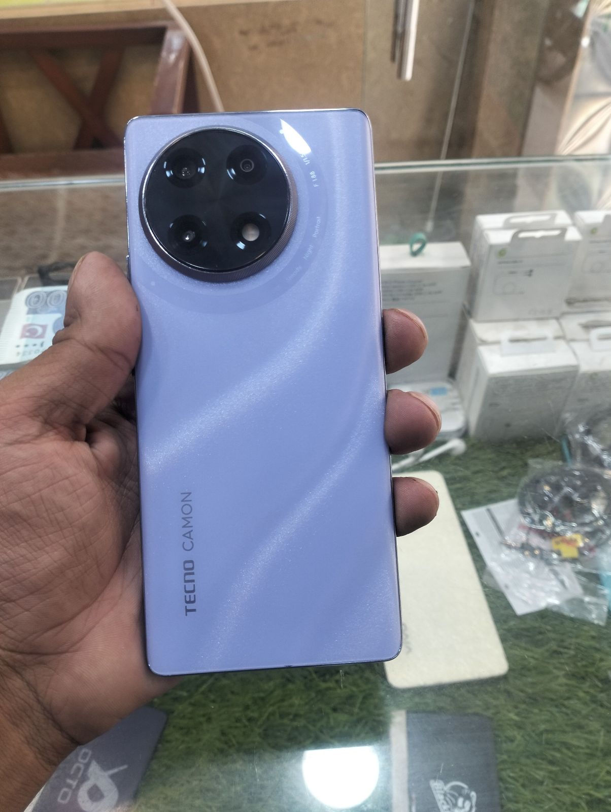 Tecno Camon 30S · 8GB / 256GB - photo 2