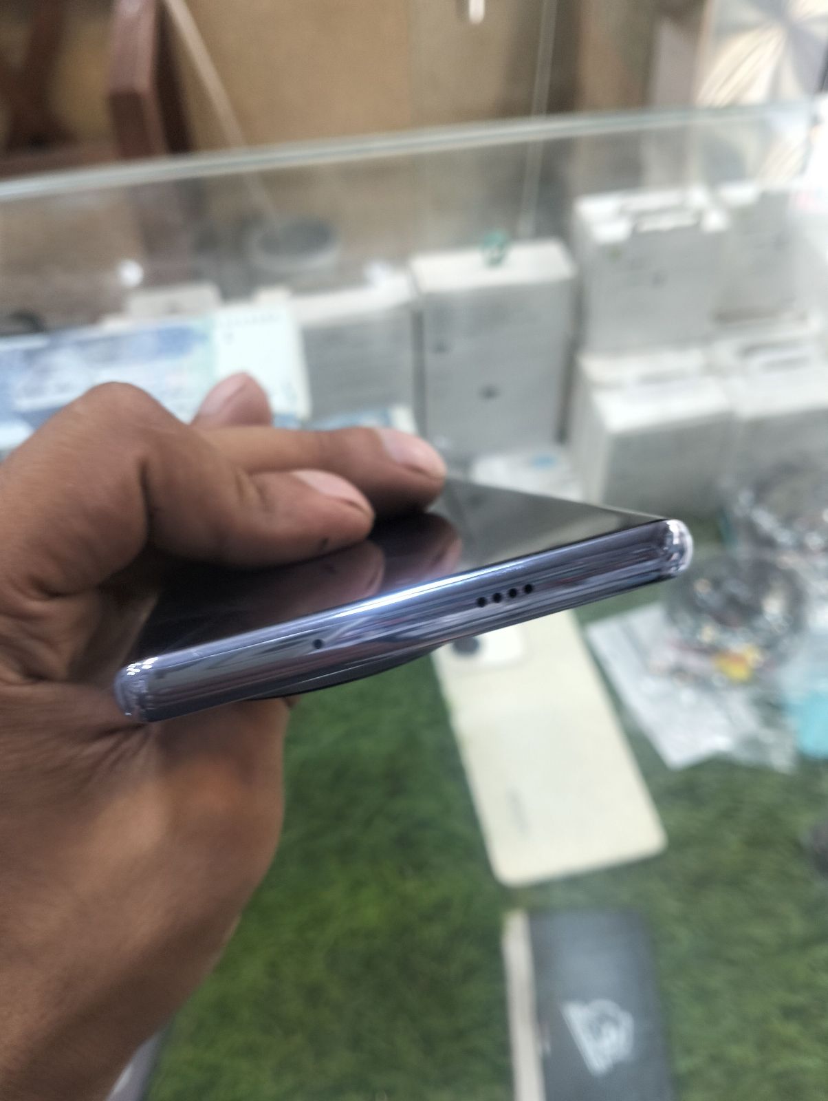 Tecno Camon 30S · 8GB / 256GB - photo 4