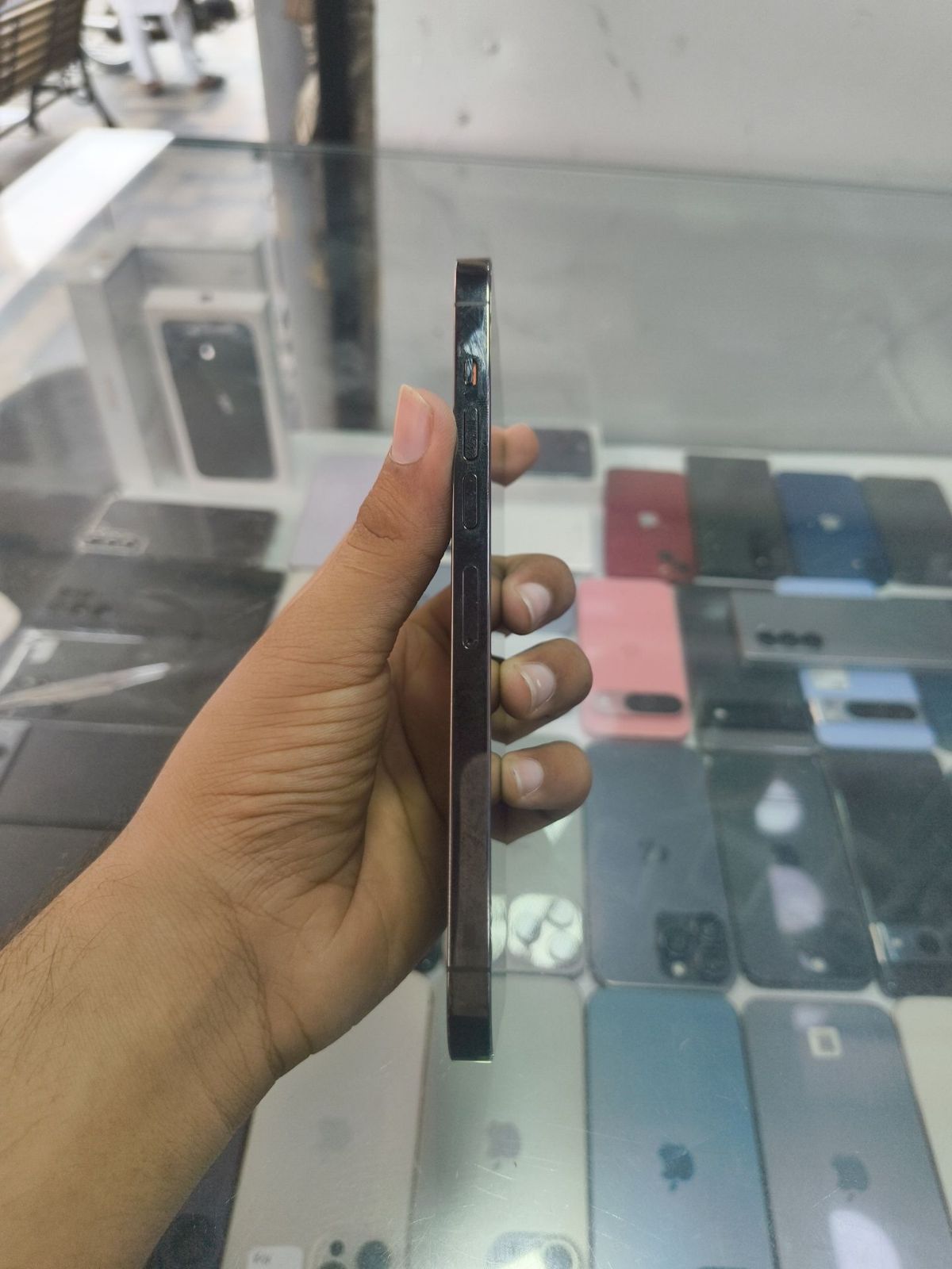 iPhone 13 Pro Max · 256GB - photo 4