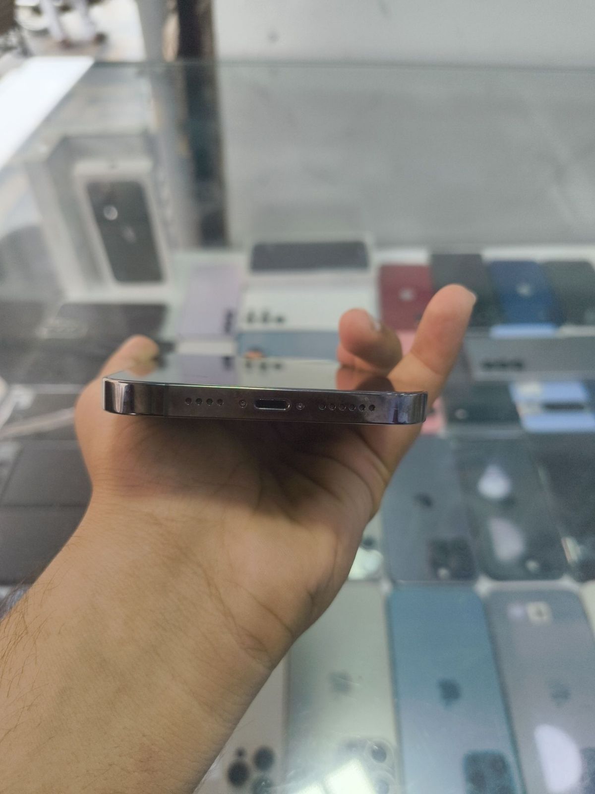iPhone 13 Pro Max · 256GB - photo 5