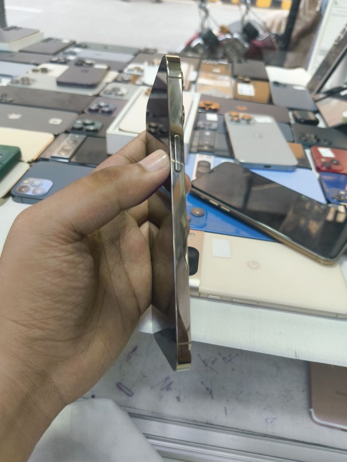 iPhone 12 Pro Max · 256GB - photo 2