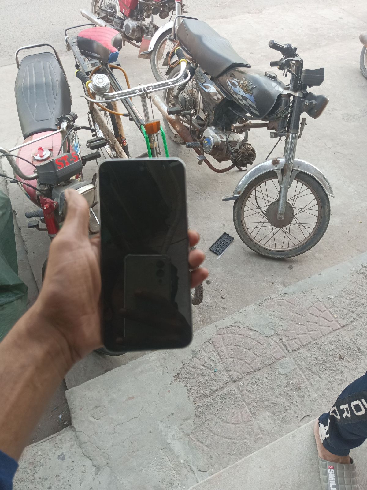 Tecno Spark Go 2 · 4GB / 64GB - photo 2