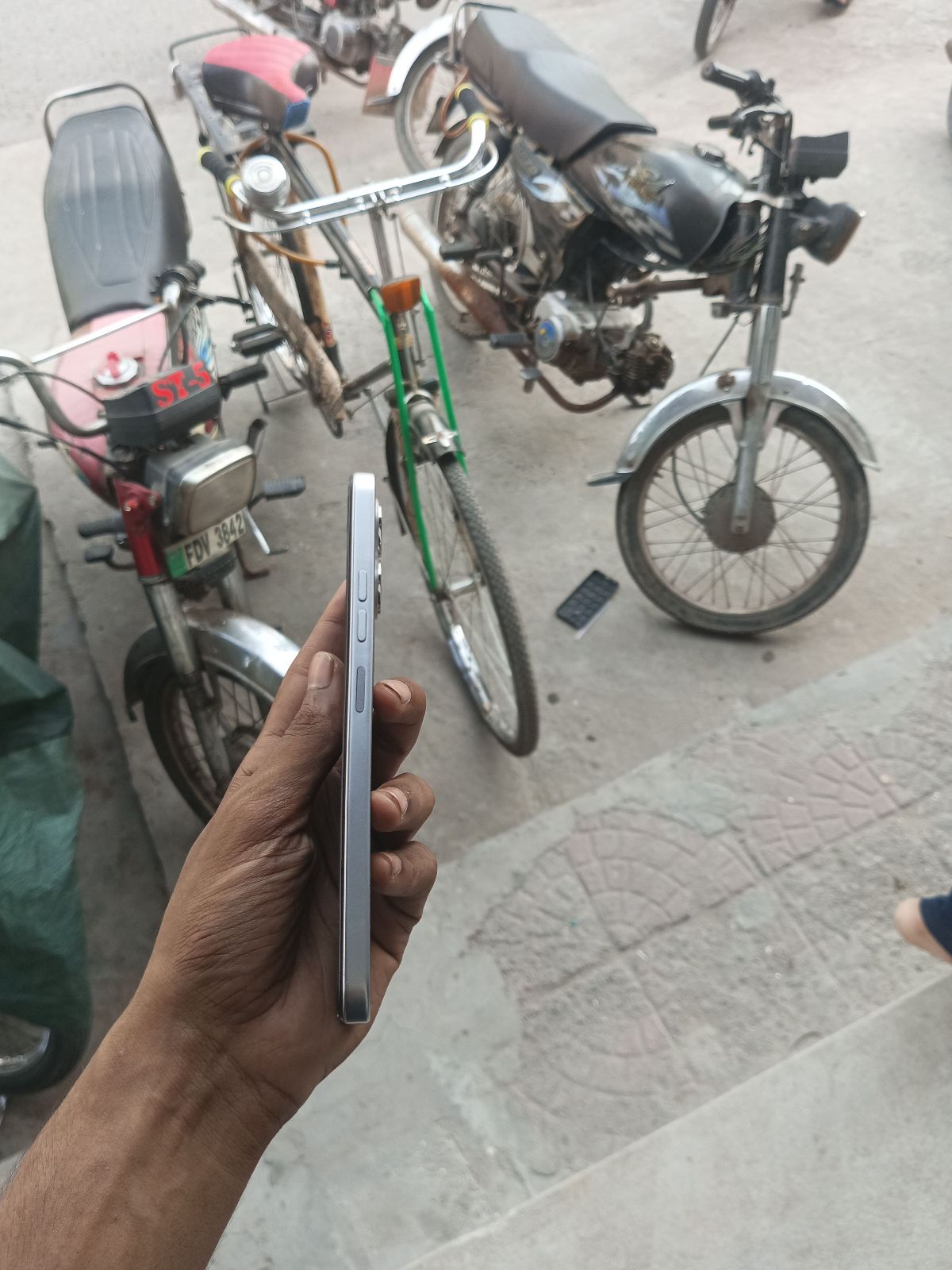 Tecno Spark Go 2 · 4GB / 64GB - photo 4