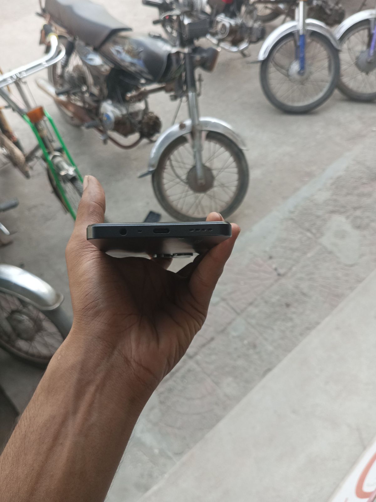 Realme C51 · 4GB / 128GB - photo 3