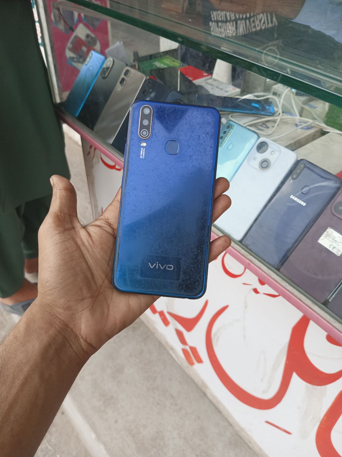 Vivo Y15 · 4GB / 64GB - photo 1
