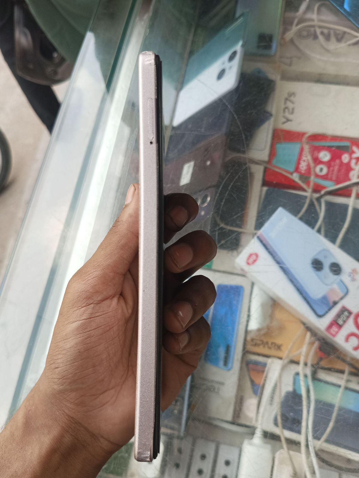 Vivo Y04 · 4GB / 64GB - photo 2