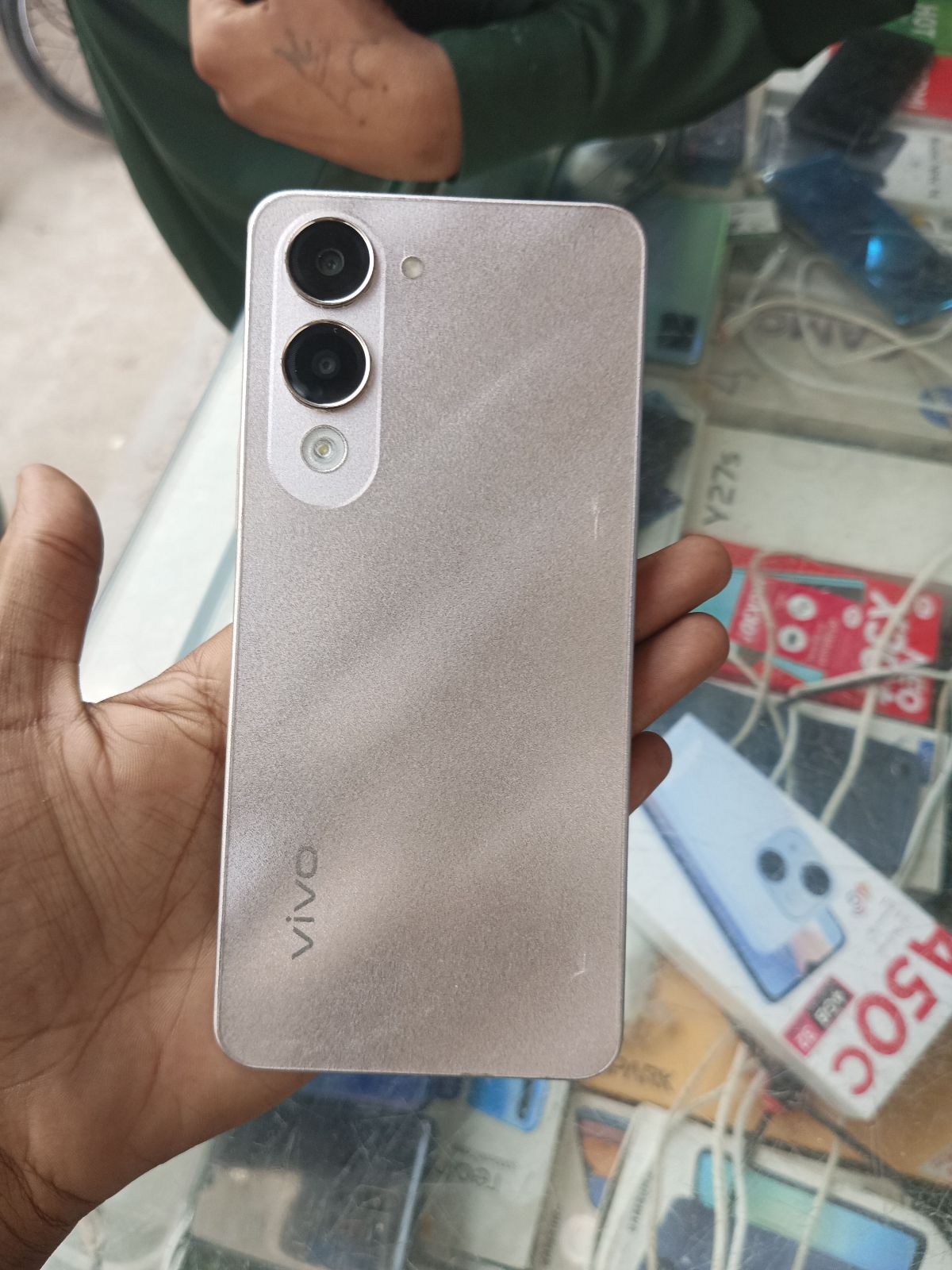 Vivo Y04 · 4GB / 64GB - photo 1