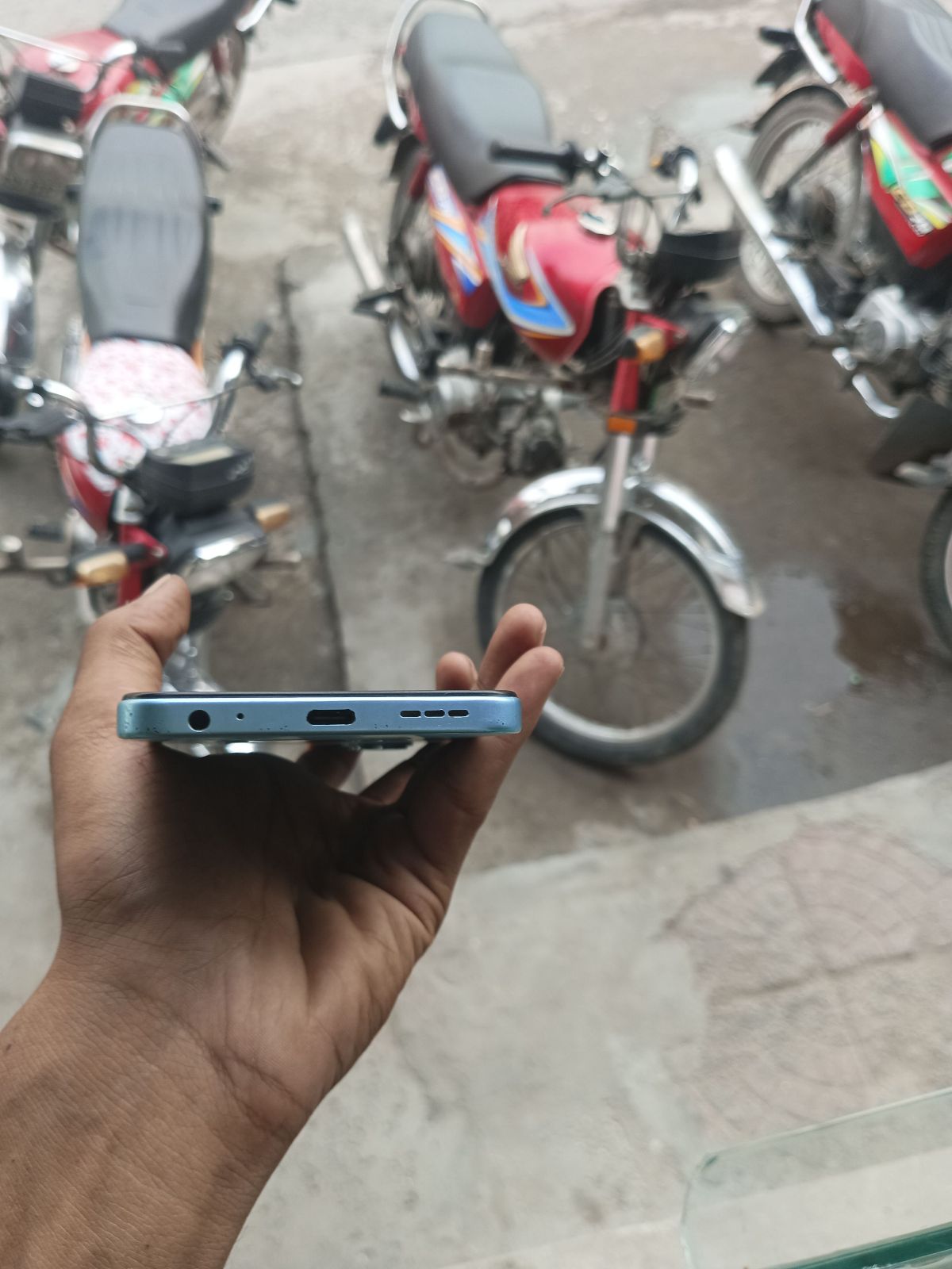 Tecno Spark Go 2 · 4GB / 64GB - photo 4