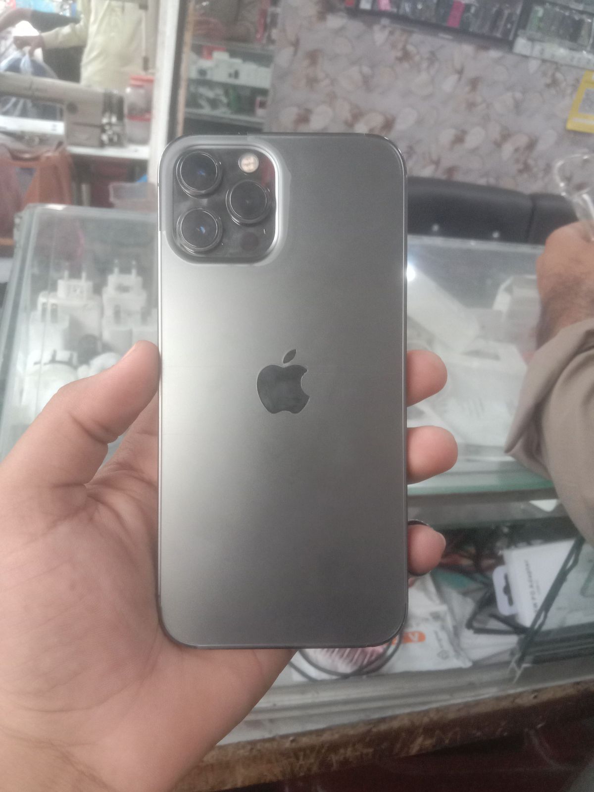 iPhone 12 Pro Max · 512GB - photo 1