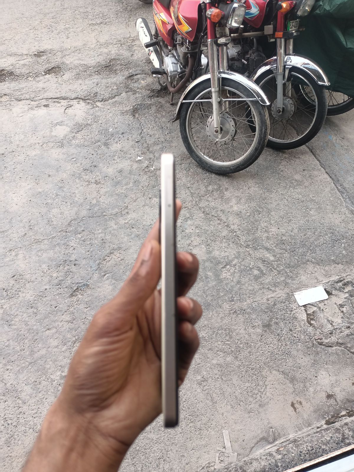 Infinix Smart 8 · 4GB / 64GB - photo 4