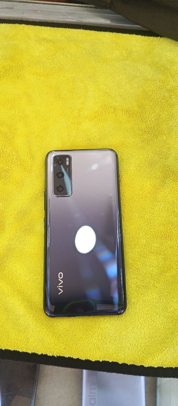 Vivo V20 SE · 8GB / 128GB - photo 1