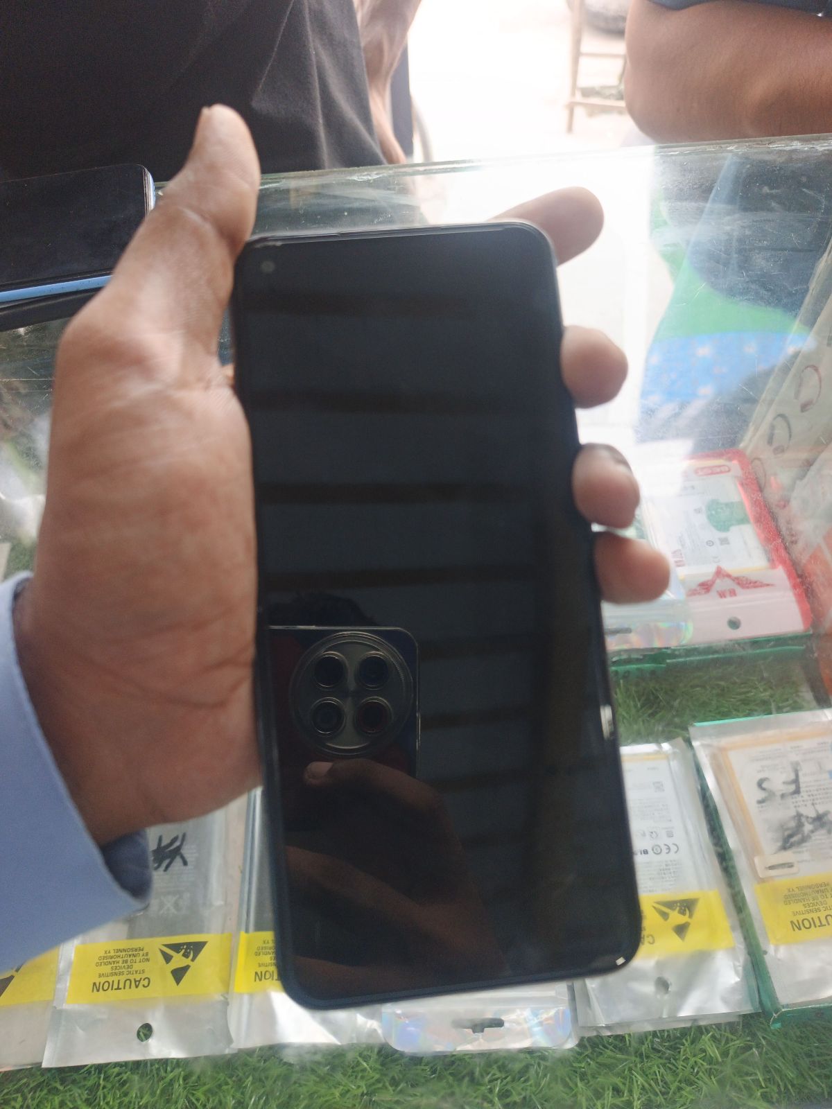 Infinix Hot 10 · 4GB / 64GB - photo 2