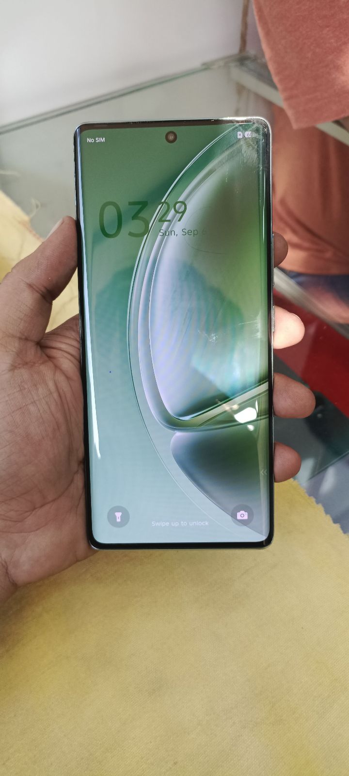 Infinix Zero 40 · 8GB / 256GB - photo 2