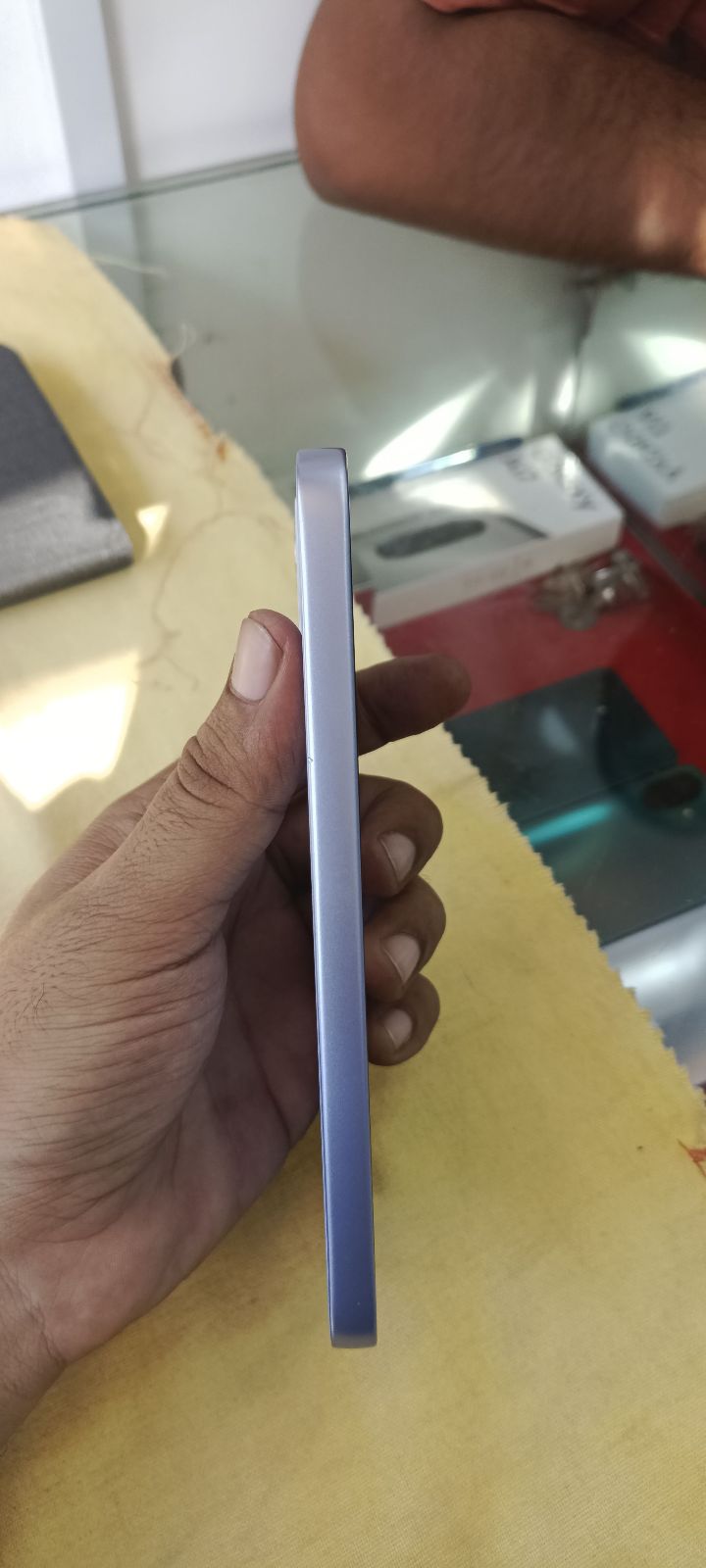 Oppo Reno 15 F 5G · 8GB / 256GB - photo 3