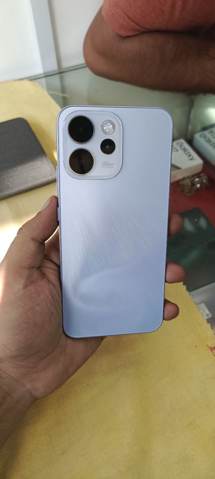 Oppo Reno 15 F 5G · 8GB / 256GB - photo 1