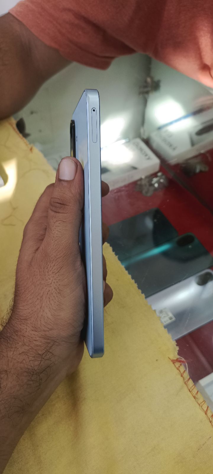 Galaxy A17 · 8GB / 256GB - photo 3