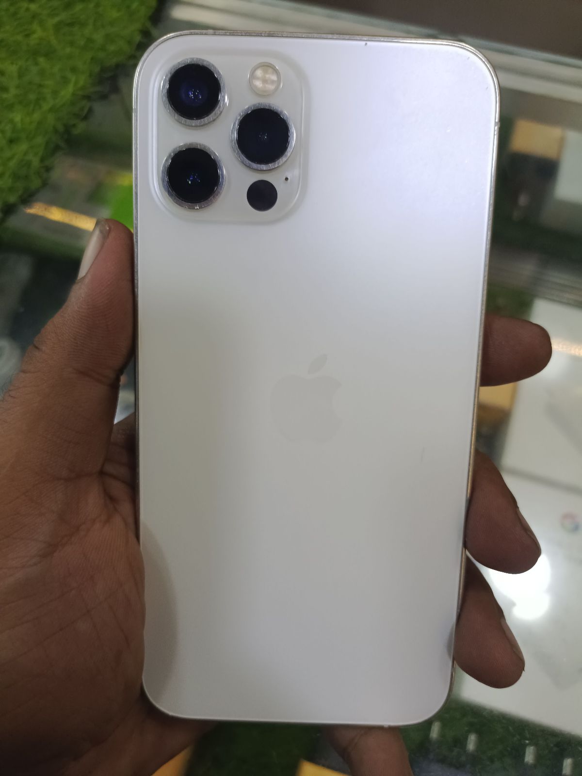 iPhone 12 Pro · 128GB - photo 1