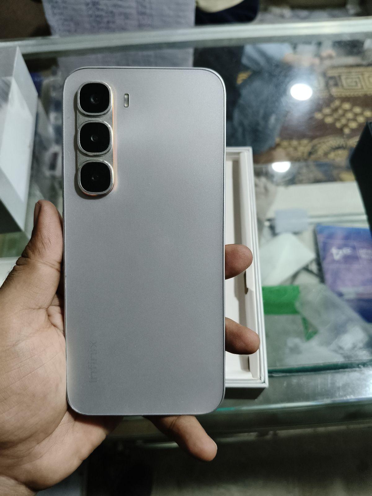 Infinix Hot 60 Pro · 8GB / 128GB - photo 1