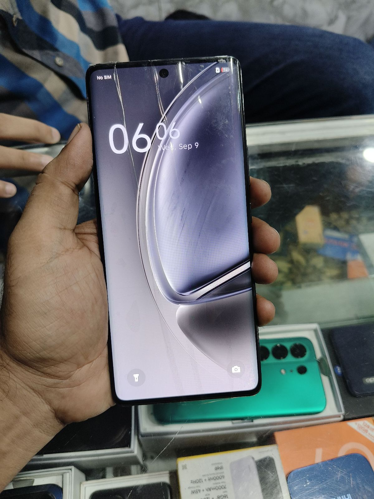Infinix Zero 40 · 8GB / 256GB - photo 2