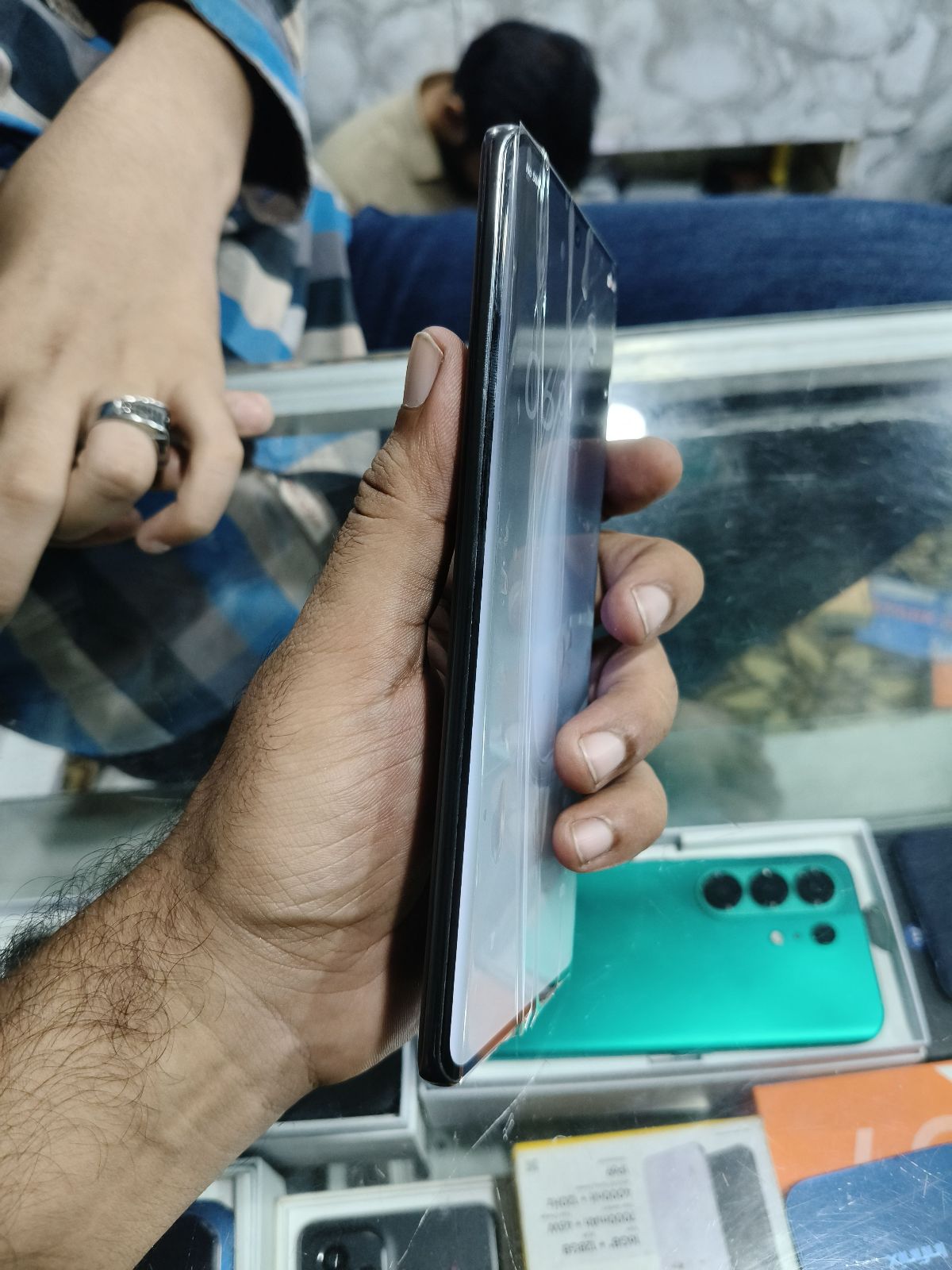 Infinix Zero 40 · 8GB / 256GB - photo 3
