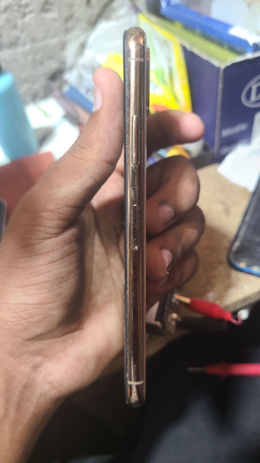 iPhone XS · 64GB - photo 3