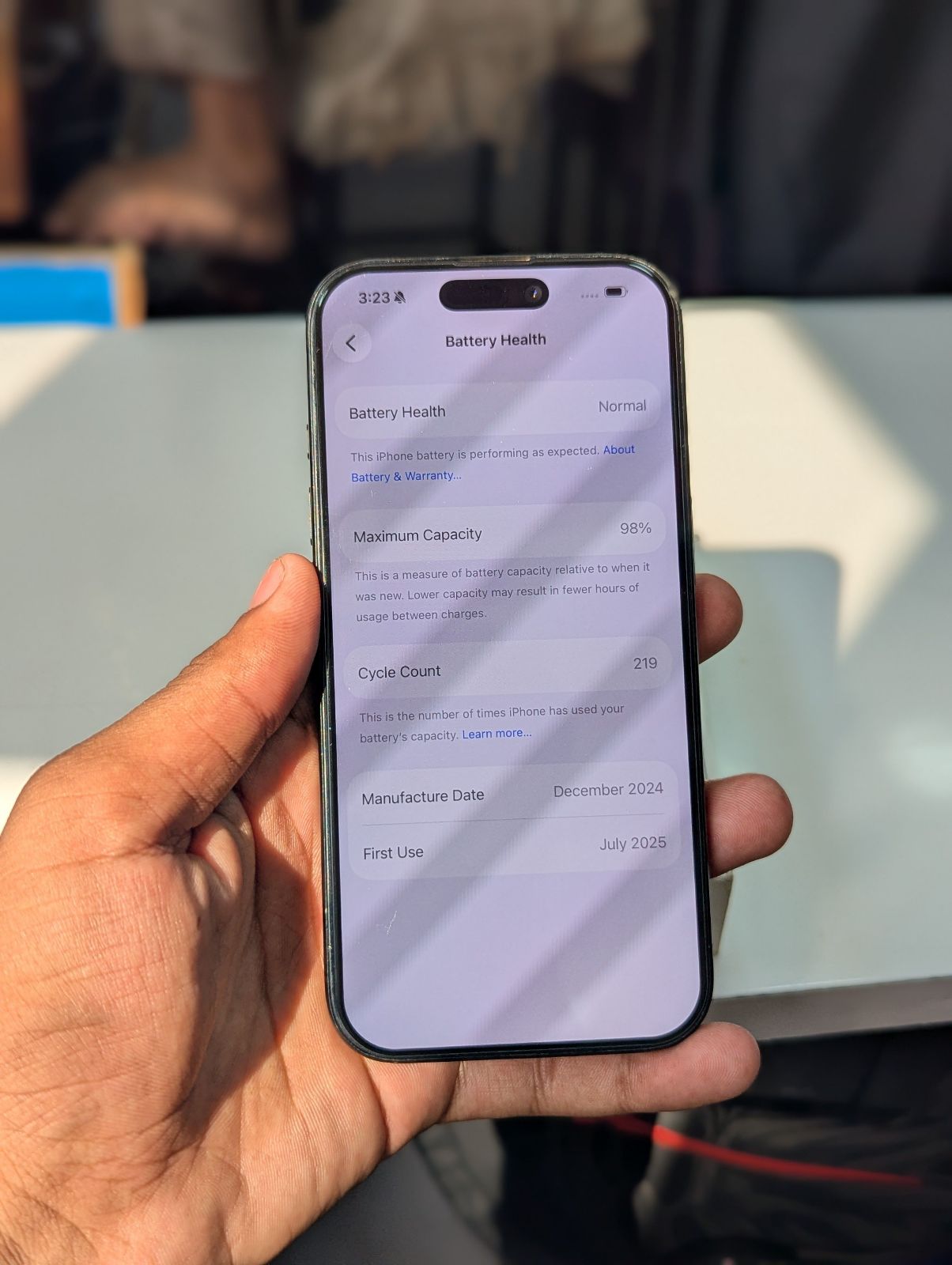 iPhone 16 Pro · 1TB - photo 3