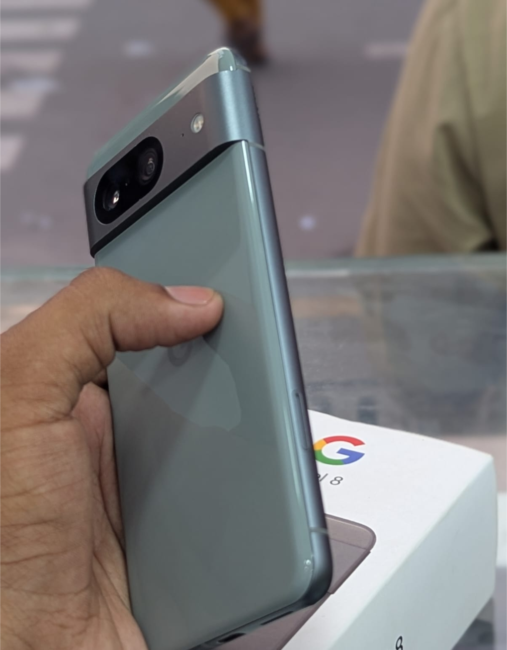 Pixel 8 · 8GB / 128GB - photo 2