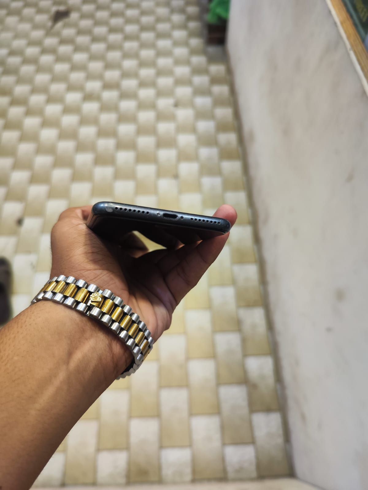 iPhone 8 Plus · 64GB - photo 3