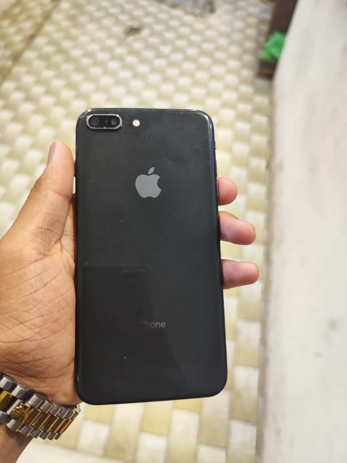 iPhone 8 Plus · 64GB - photo 4