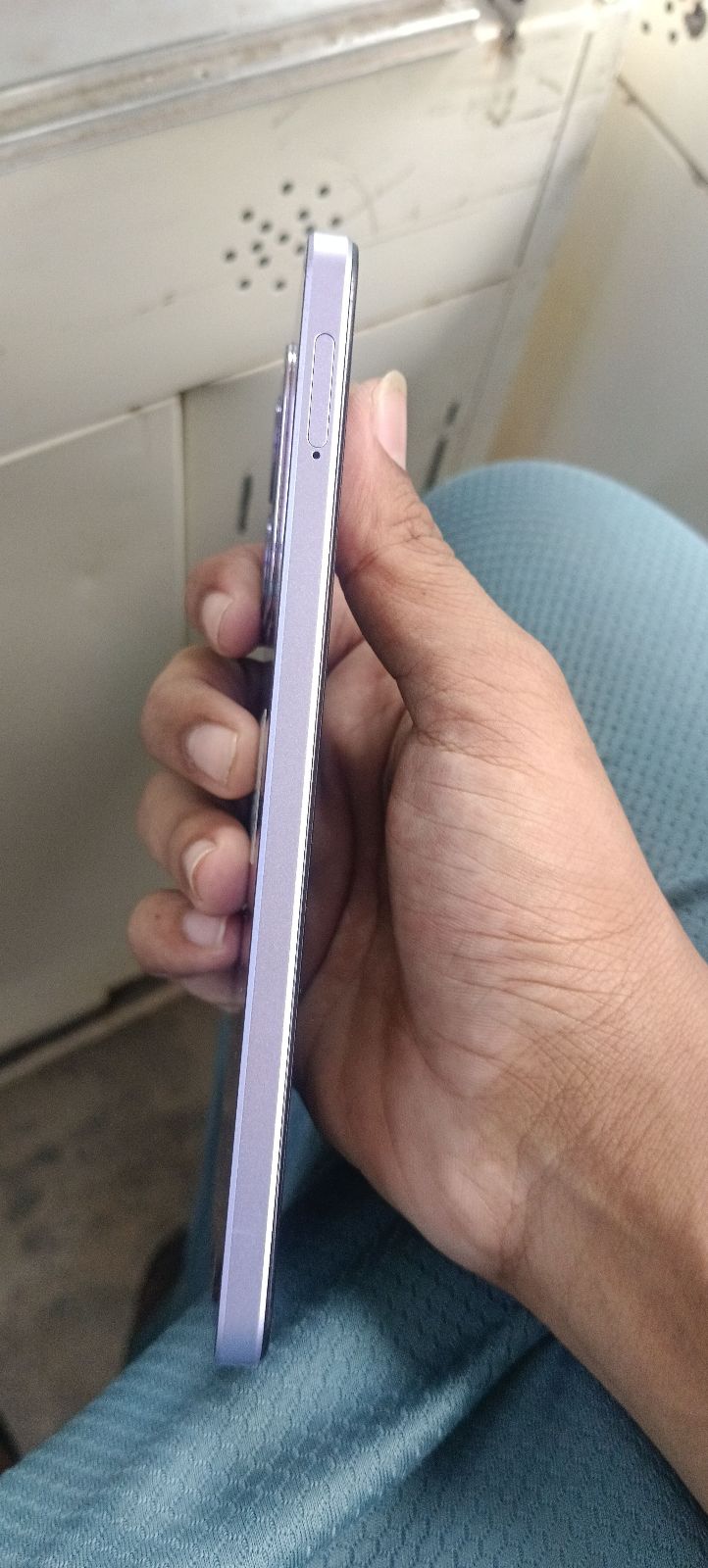 Oppo A5i · 4GB / 64GB - photo 3