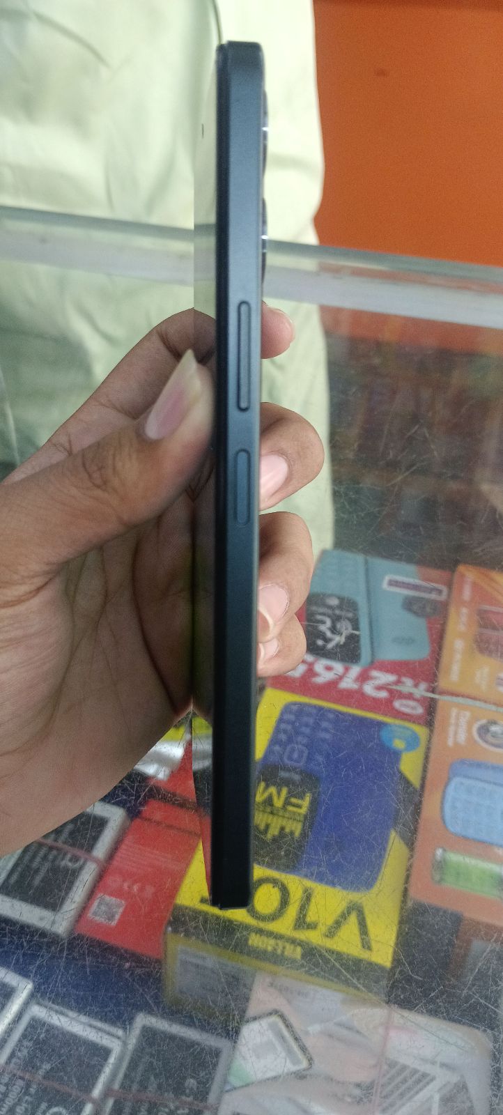 Vivo Y04 · 4GB / 128GB - photo 4