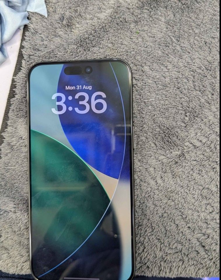 iPhone 15 Pro Max · 256GB - photo 2