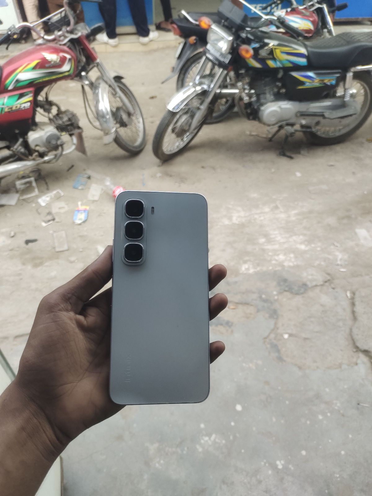 Infinix Hot 60i · 6GB / 128GB - photo 2